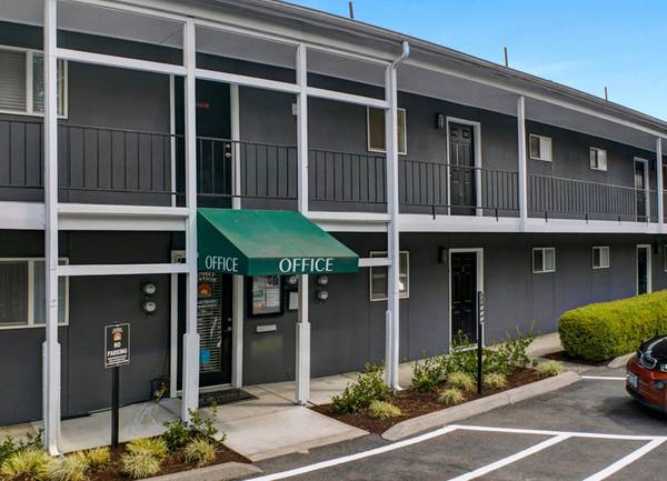 $1,495 / 2br - GET $1000 OFF! 2B w Year-Round Amenities - Dog Park, Onsite Workspace (Beaverton)63615726993667124