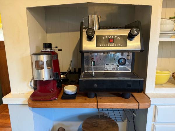La Pavoni PUB-EM and Mazzer Super Jolly for TRADE 1