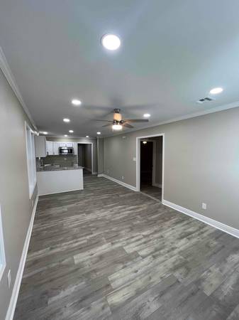 $1375.00 / 3br - ¡Todo completamente nuevo!63857515189121121