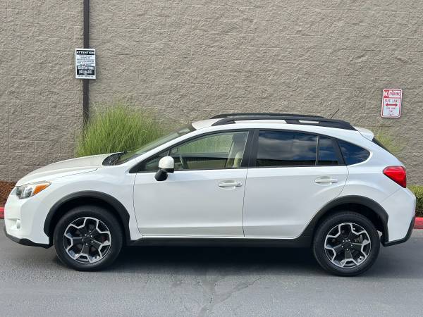 2014 Subaru XV Crosstrek Limited - CUERO - PROPIETARIO DEL COSTO OESTE - BAJA MILLAje - $10,900 (Subaru Crosstrek en Beaverton)63441421804545122