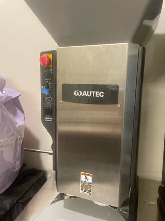 Autec Sushi Robot ASM-545A (Musubi / Onigiri) 1