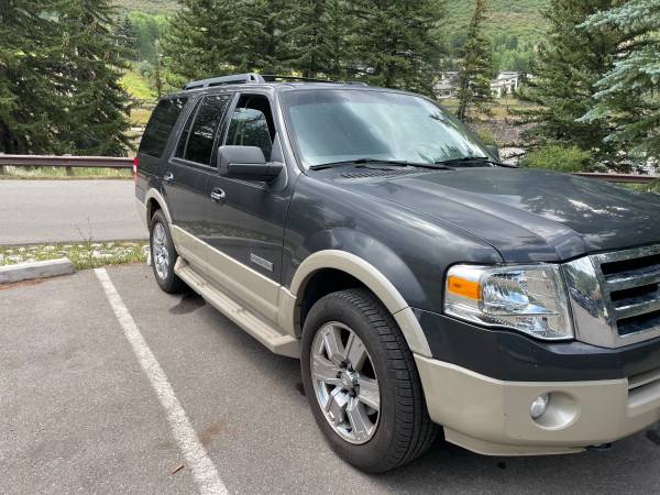 07 expedition  Eddie Bauer  CLEAN TITLE. 105,xxx, Apple CarPlay - $13,000 (Vail)63619767759745124