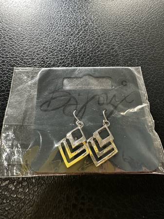 Bisjoux Two-Tone Chevron Earrings from France 1