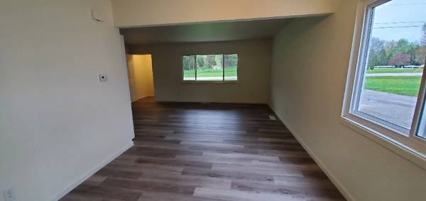 $1150.00 / 3br - 1400ft2 - 755 Akron Blvd63661042346881124