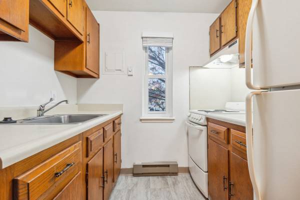 $868 / 1br - 413ft2 - Wall-to-Wall carpeting, Onsite Hair Salon, Clubhouse (4400 Pheasant Hill Rd, Harrisburg, PA)64010160480002120