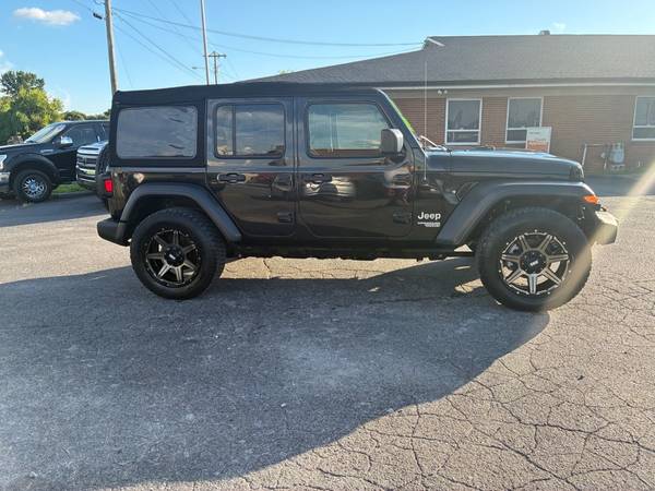 2018 Jeep Wrangler Unlimited Sport S 4x4 - $22,495 (Lebanon, TN)63470432426755123