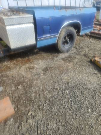 S-10 pickup box trailer with front tool box 1