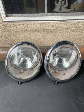 VW BUG HEADLIGHTS COMPLETE SET 1
