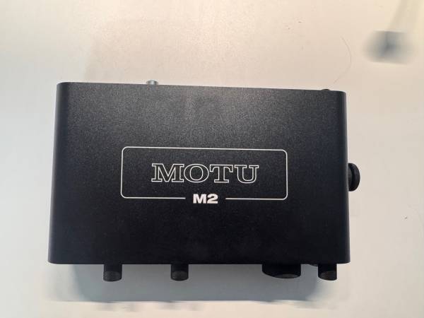Motu M2 Audio Interface 1