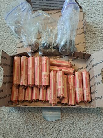 Over 1200 wheat pennies pre-1960 1