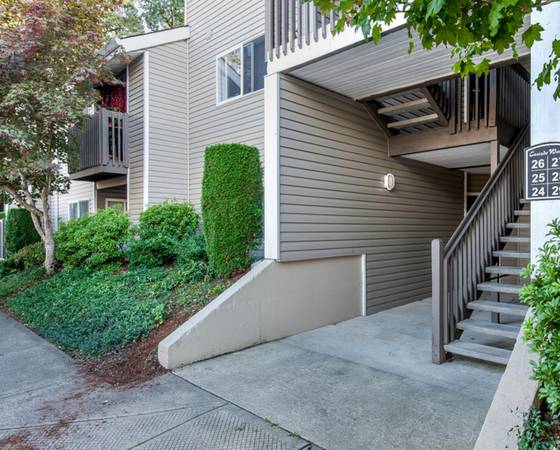 $1,995 / 3br - Public Transport Out Front - Washer/Dryer in Every Home + Three Bed (Beaverton / Aloha)63914971298179124
