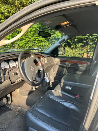 2003 Dodge Ram 2500 Laramie - $15,750 (novato)63613133613825124