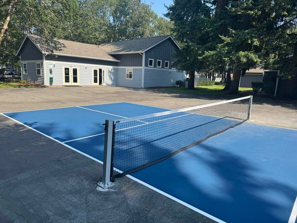$2,099 / 3br - 1126ft2 - 3B/1B, 15-ft Vaulted Ceilings, Fitness Center (97 Byrd Drive, Steilacoom, WA)63929303933954121