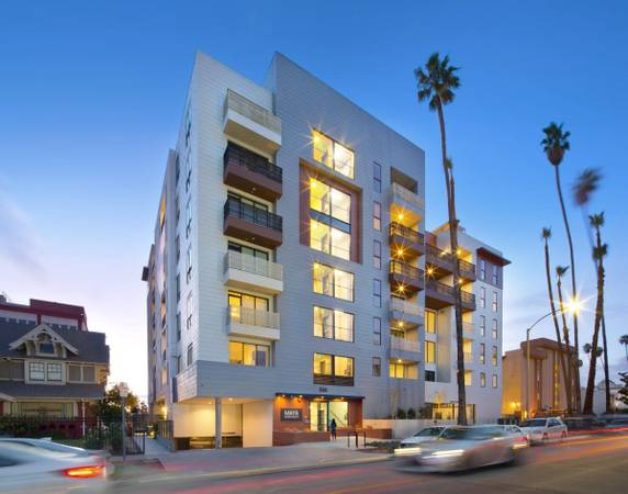$2,425 / 1br - 771ft2 - MAYA ✦ Ático, Gimnasio y Salón ✧ Promoción de arrendamiento de $500 (535 S Kingsley Dr)63953078266499122