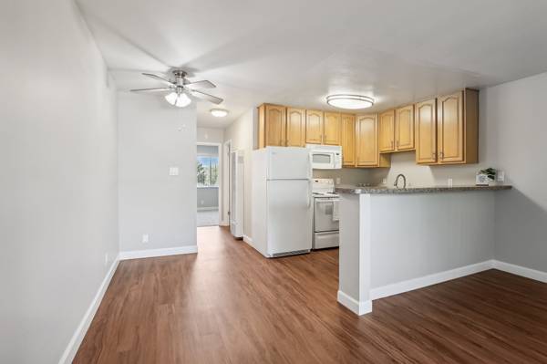 $2,163 / 1br - 580ft2 - Walnut Creek CA, 1 BD, Wood Inspired Flooring (walnut creek)64030486160003121