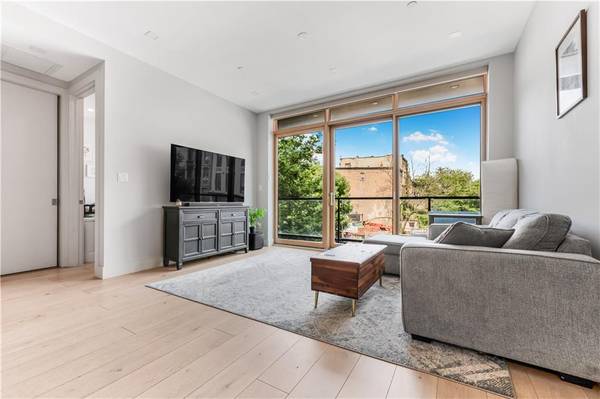$1,199,000 / 2br - 857ft2 - For Sale (Bedford Stuyvesant)63827267385219120