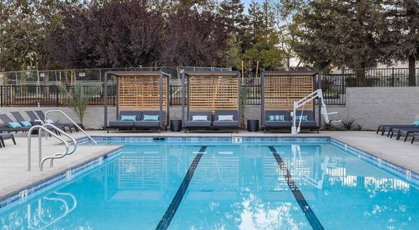 $3,300 / 3br - 1233ft2 - WiFi + Smart Phone-enabled Thermostat, Oval soaking tub, WiFi Bar (Tracy)63970160510339122