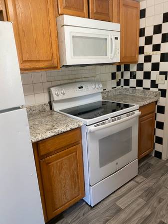 $1,900 / 3br - 1600ft2 - House for rent (Ina-oldfather)63675065989635121