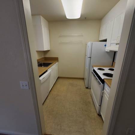 $1,800 / 1br - 600ft2 - 1Bedroom Balcony Downtown Pinole (hercules, pinole, san pablo, el sob)63890317444993122