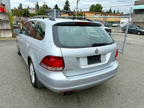 Volkswagen Jetta 2012 TDI - $6.999 (Seattle)63617418567427123