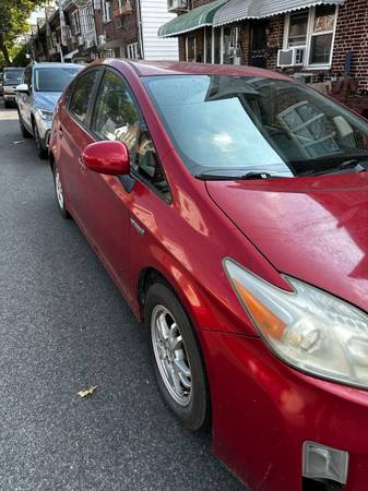 Toyota Prius uno 2011 - $5.000 (Brooklyn)63470771955073123