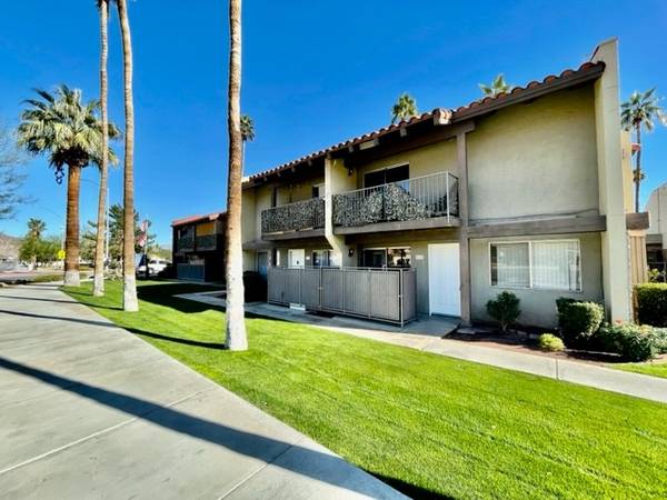 $1,895 / 2br - Ask About Free Rent – Remodeled 2 Bedroom La Quinta (la quinta, palm desert, indio, bermuda dunes)63686191904769123