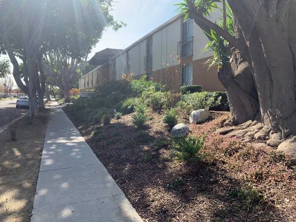 $1,950 / 1br - 535ft2 - Great Location, Heated Pool, Move in Special $500.00 off first month63800711803137123