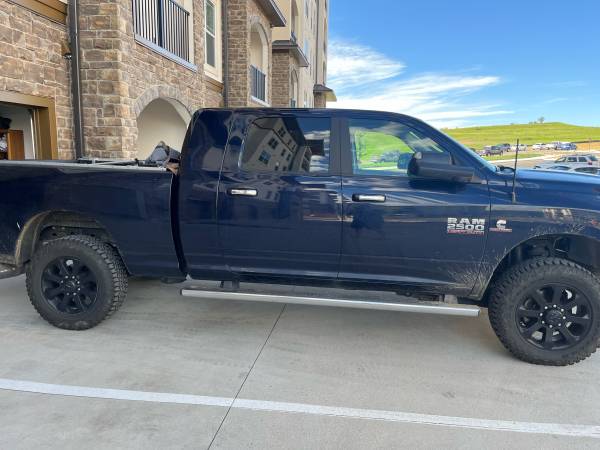 Small Scale Moves, Towing, hot shot, vehicle recovery - on/off road 1