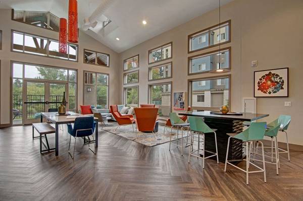 $3,340 / 3br - 1237ft2 - Wonderful 1237 sqft, 3 bed, 2 bath floorplan in Shoreline (Shoreline - Shoreline Park and Ride)63814837677443122