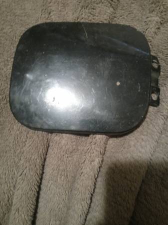 95 INTEGRA LS GAS LID COVER 1