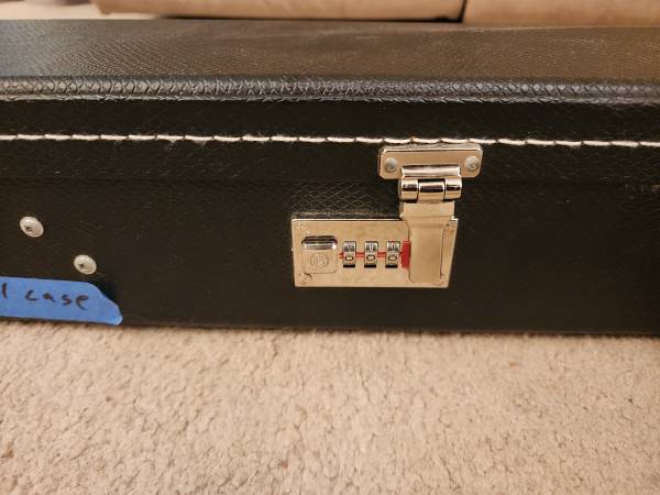 Gibson Hard Case - $150 (Fairfax VA)63471014016385122