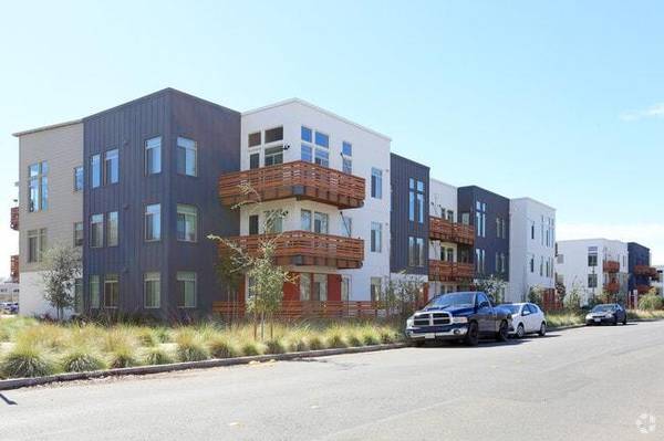 $2,190 / 1br - 683ft2 - SPECIALS! Modern 1 Bedroom, Next to Scenic Parks  Wineries (santa rosa)63834323048321124