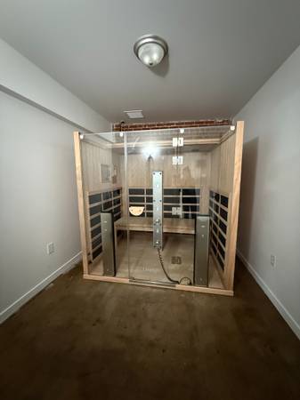 Clearlight Sanctuary Y Infrared Sauna 1