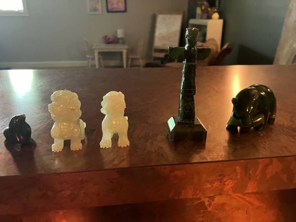 Jade antique figurines from Alaska 1