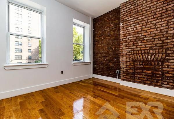 $3,100 / 3br - 11 Humboldt Street, Apt 2L, Brooklyn, NY 11206 (Brooklyn)64035576091779123