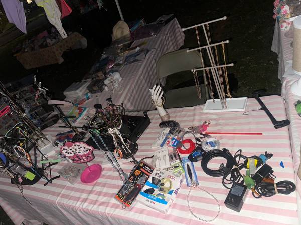 Yard sale photo