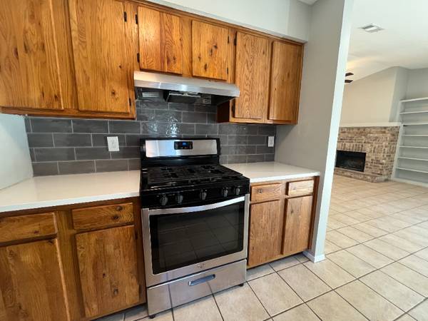 $1750.00 / 2br - 1020ft2 - 2 Bedroom, 2 Bath Duplex For Rent63979116140931121