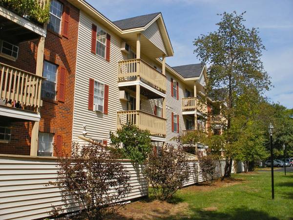 $1,650 / 2br - Upcoming openings for September and October 2025 (concord)63931789591042120