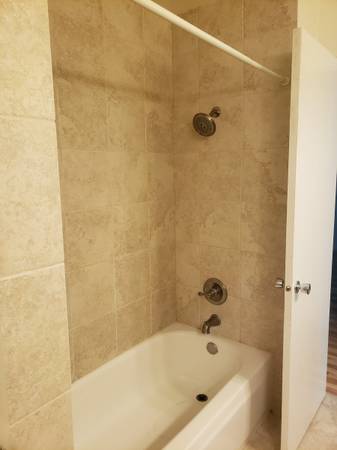 $3,200 / 2hab - 840ft2 - AMPLIO 2HAB/1BA ENCANTADOR, RENOVADO, CAMPBELL, HAMILTON Y SAN THOMAS (campbell)63667958693635123