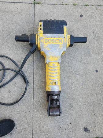 Bosch Brute Air Hammer 1