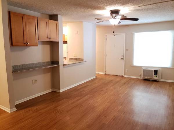 $884 / 450ft2 - Our community is in the heart of Baton Rouge! (Baton Rouge)63902943447299122