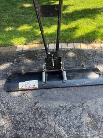 ATV snowplow 1