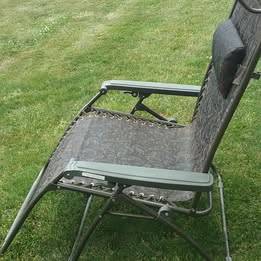 Folding outdoor chairs 1