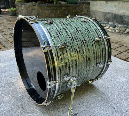 Conjunto Ludwig Keystone Mint Oyster Pearle Shell de 22" - 13" - 16" - 18" - $2.000 (Bothell)63471461624579124