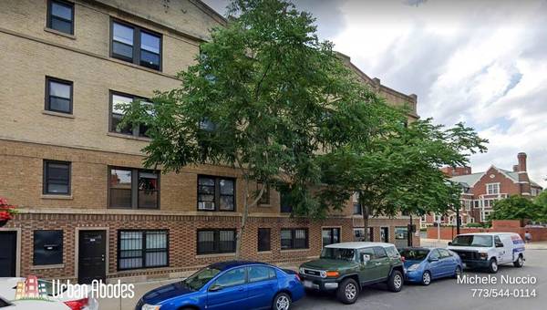 $1,950 / 1br - 600ft2 - $300 OFF FIRST MONTH'S RENT! Large 1 Bedroom, 1 Bath in Lakeview (Lakeview)63781655112961120