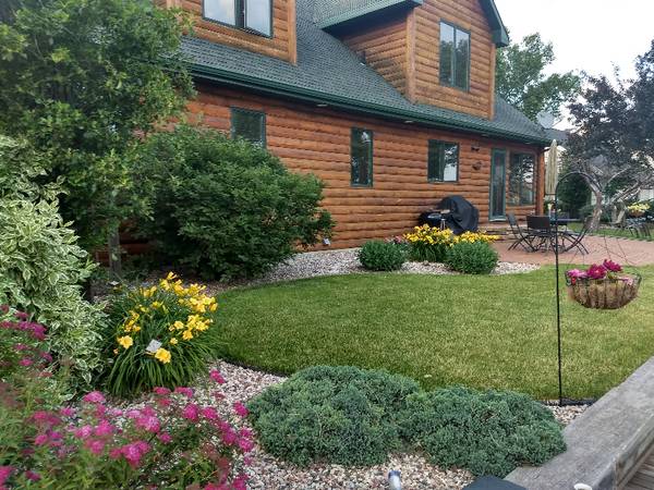 $1300.00 / 2br - 1840ft2 - Amazing Peaceful Location with this Logfaced WATERFRONT Home,  Furnish63845966673665121