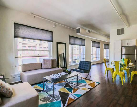 $2,495 / 1br - Urban Lover's Dream & Walk Everywhere! - Gaslamp Quarter 1 Bed (Gaslamp Quarter / Downtown)63847864971905123