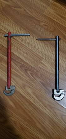 2 basin wrenches 1