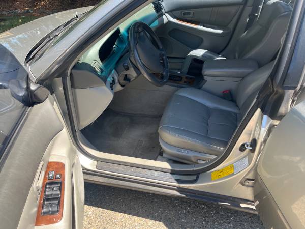 2000 Lexus es300 - $3,500 (Lake tapps)63623078993923122