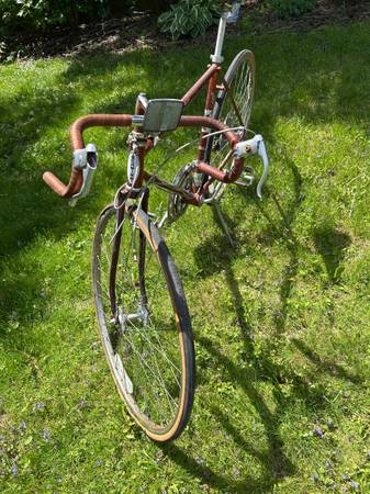 Bicicleta Schwinn de adulto de 10 velocidades o piezas - $15 (Bay View)63471070612481123